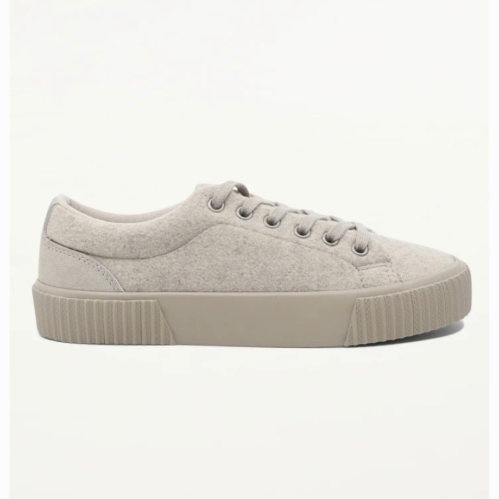 SPLENDID Trinity Sneakers